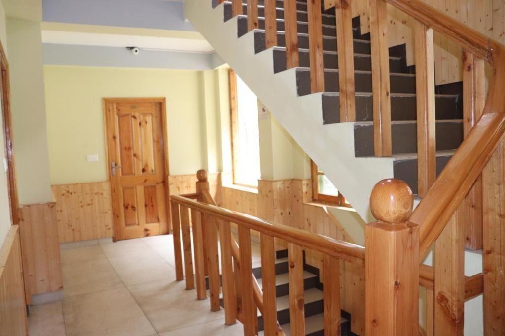 The Rohtang Chalet Otel Manāli Dış mekan fotoğraf