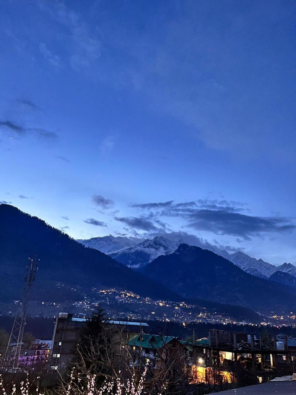 The Rohtang Chalet Otel Manāli Dış mekan fotoğraf