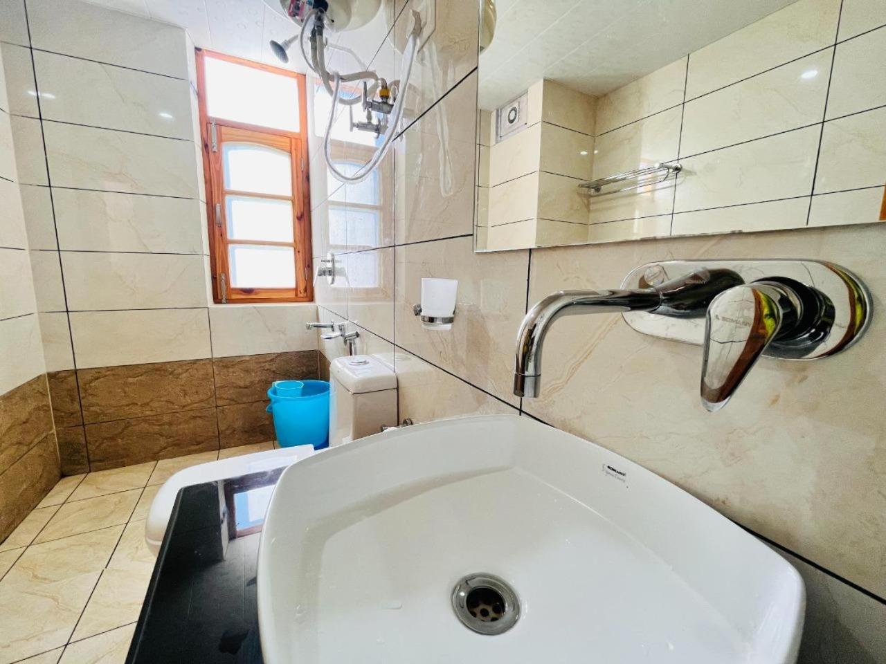 The Rohtang Chalet Otel Manāli Dış mekan fotoğraf