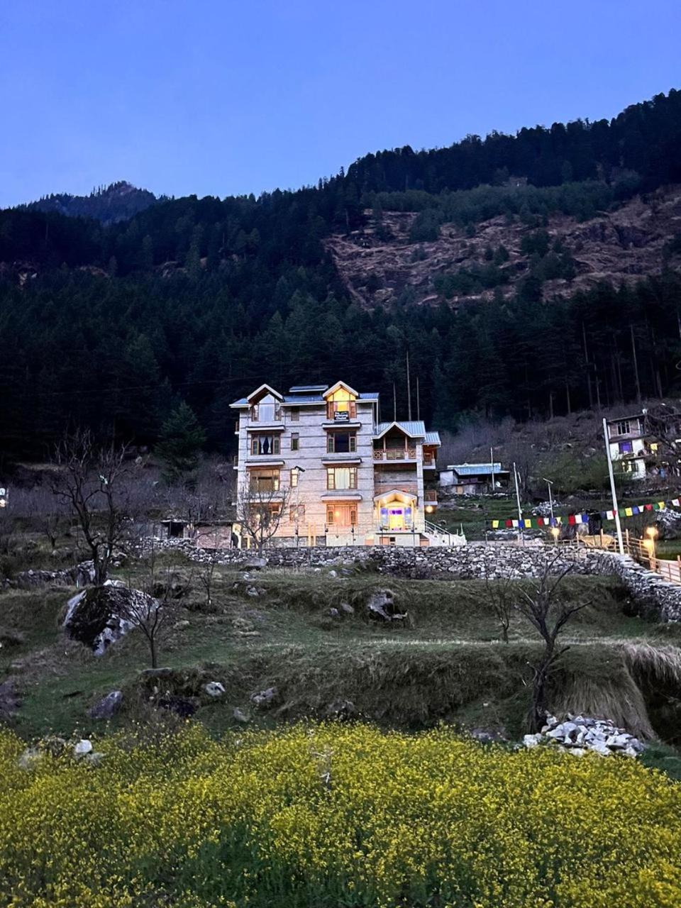 The Rohtang Chalet Otel Manāli Dış mekan fotoğraf